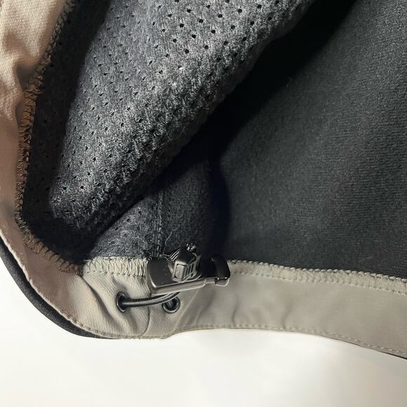 Mountain Hardwear Synchro Conduit Softshell Jacket - Waterproof XL - Picture 7 of 11